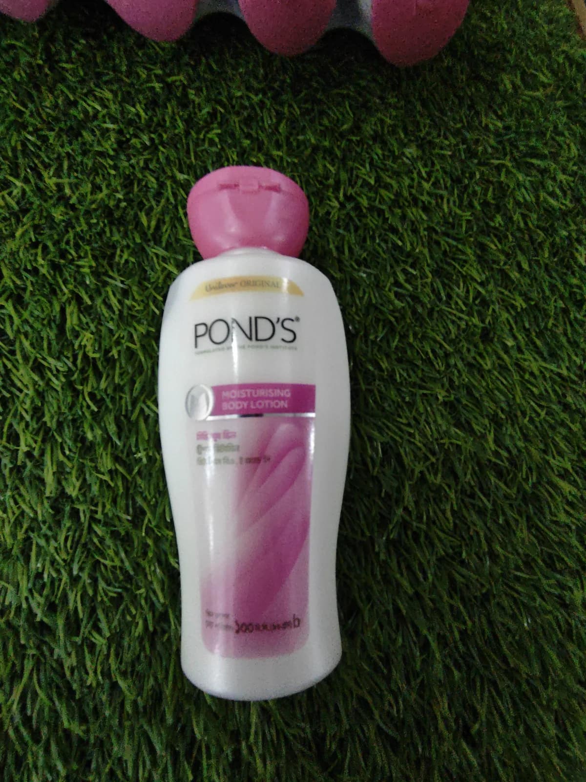 Ponds moisturising body lotion 100 ml