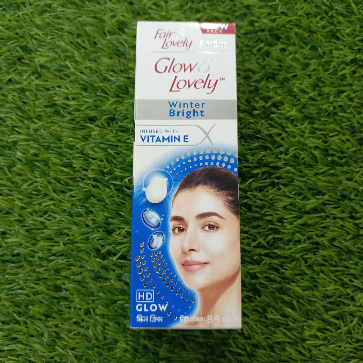 Glow and lovely winter bright skin cream infused with vitamin E 47 gm