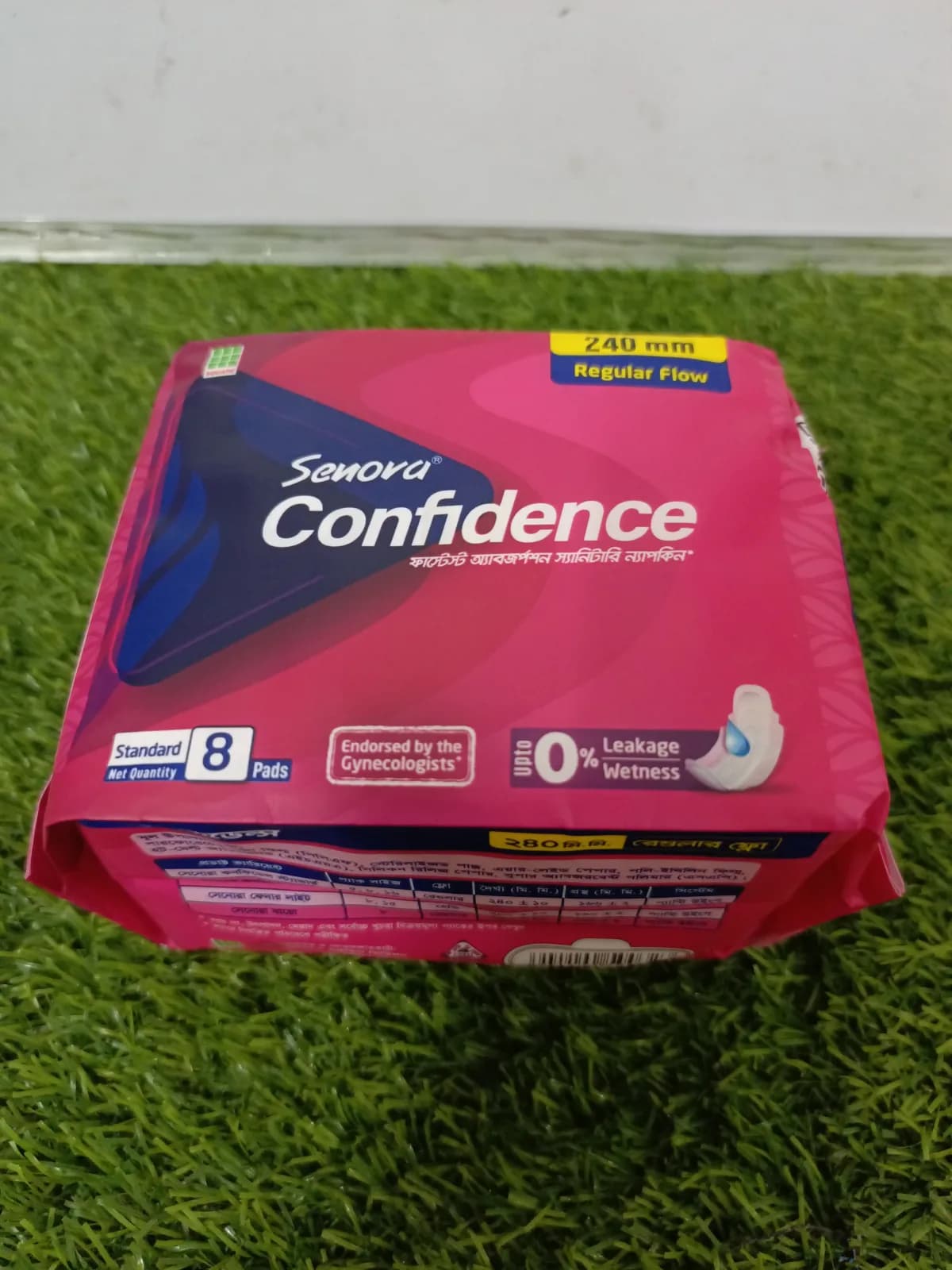 Senora confidence regular flow 8 pcs